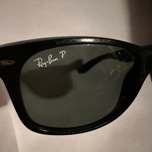 Ray ban new wayfarer black main image 9
